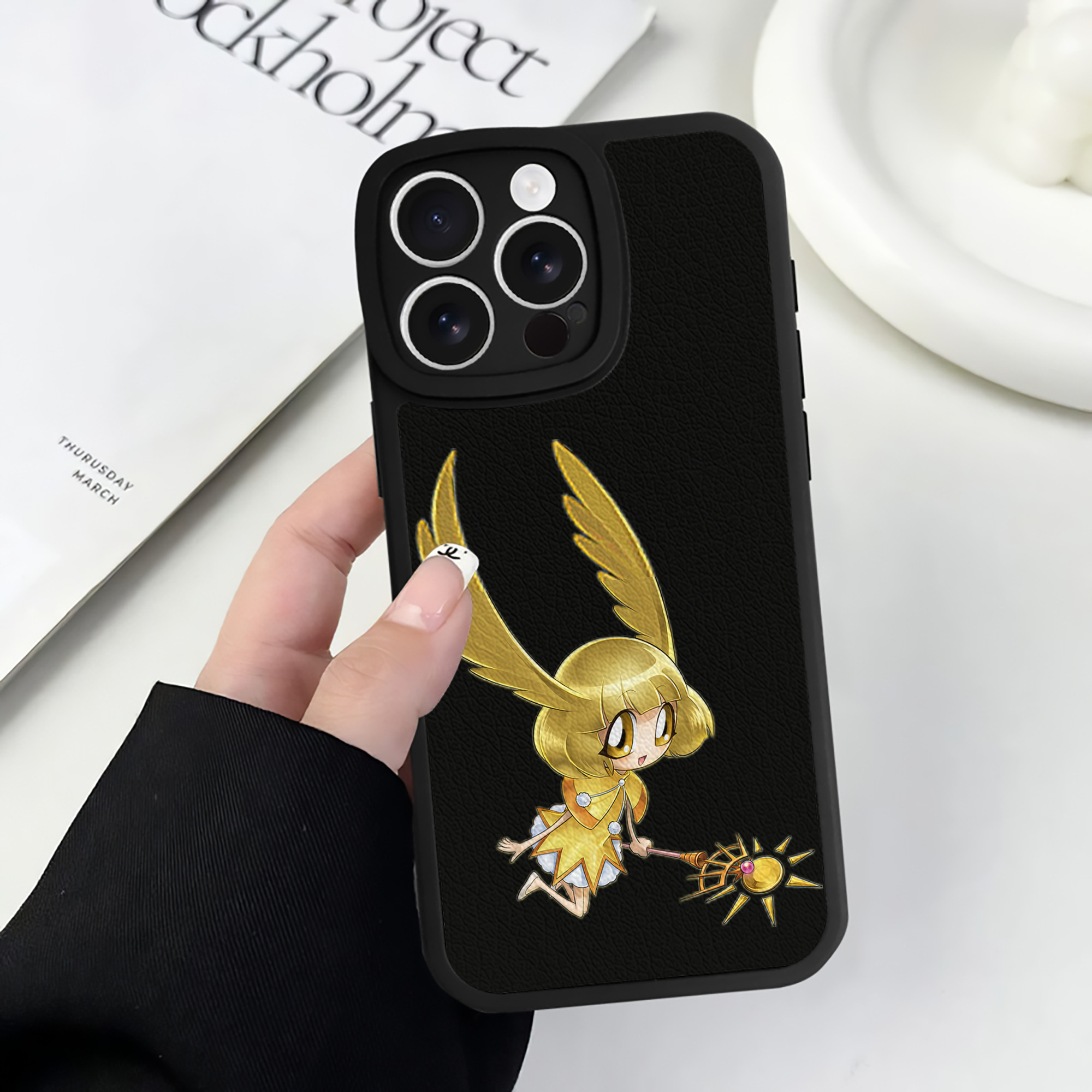 遊☆戯☆王 Yu-Gi-Oh! 【iPhone 16シリーズ対応】シリコンスマホケース（レザー調） 材質：シリコン